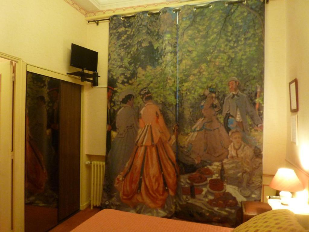 Hotel Du Fiacre 카르팡트라 객실 사진